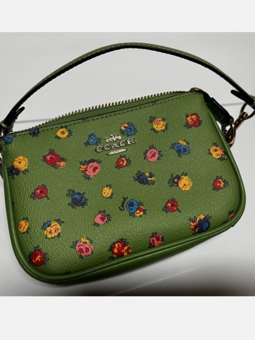 Coach Nolita 15